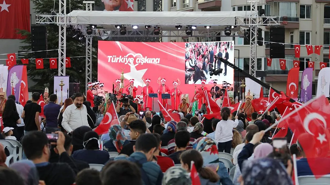 15 Temmuz'da milletimiz tek vücut oldu