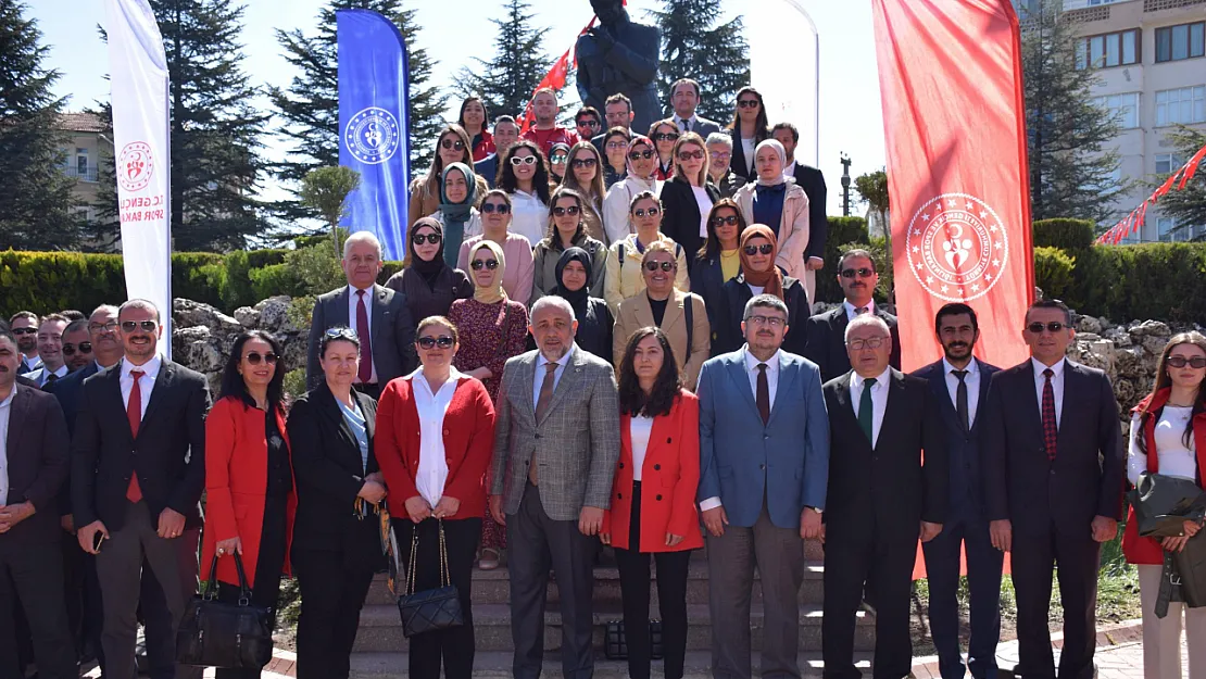 '19 Mayıs, Gençlerimizin Bağımsızlığa Sahip Çıktığı Gündür'