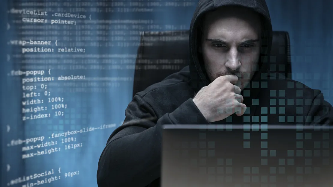 2 Milyon TurkNet Kullanıcısının Verileri Hacklendi!