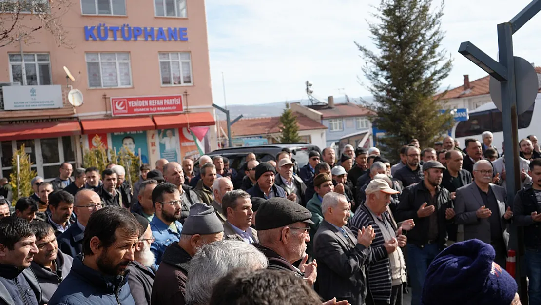 36 Kişilik Umre Kafilesi Dualarla Uğurlandı