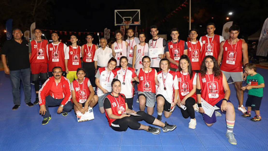 3X3 Basketbol Zafer Turnuvası tamamlandı