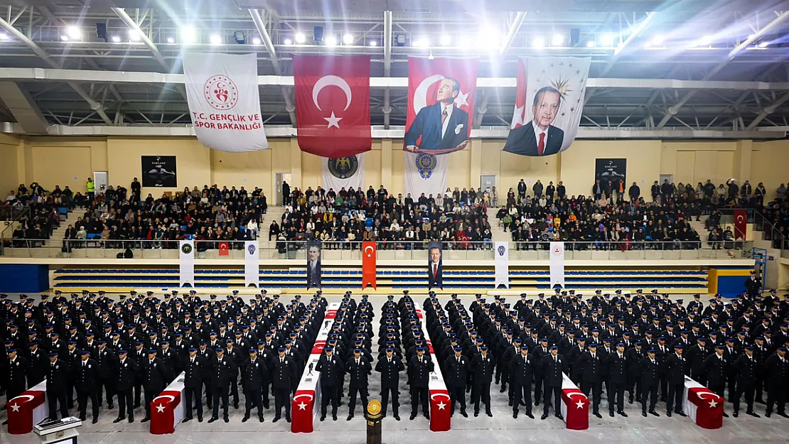 456 polis mezun oldu