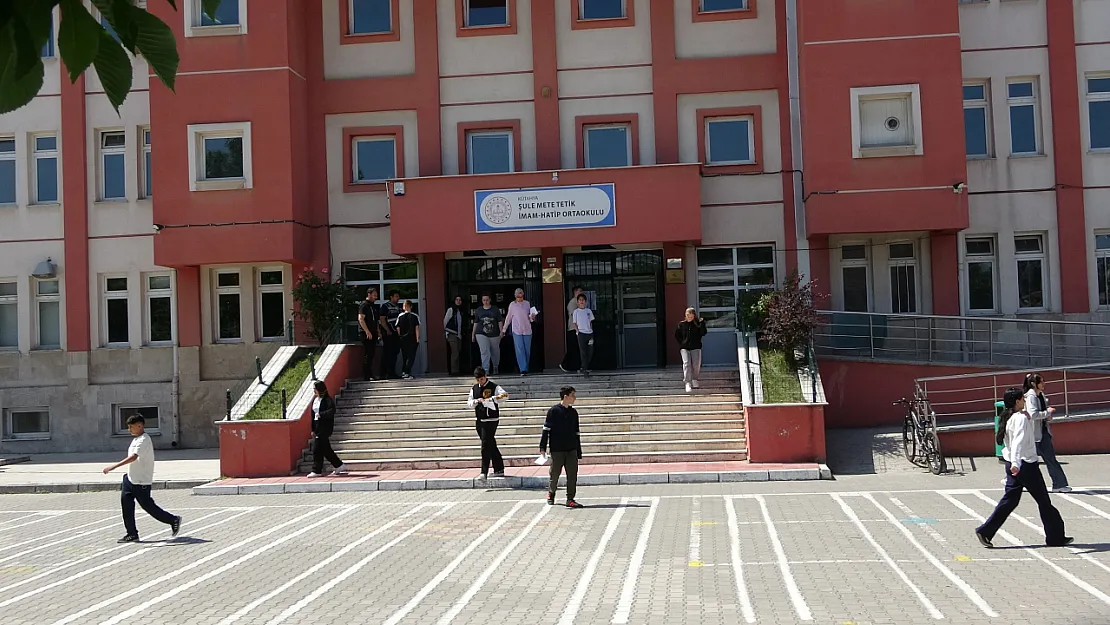 5 Bin 380 Öğrenci LGS Heyecanı Yaşadı