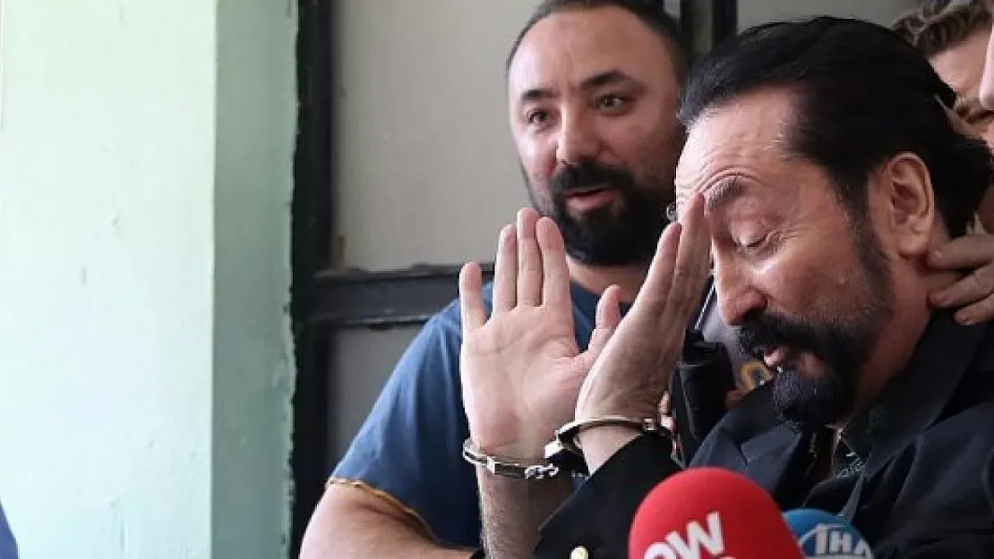 Adnan Oktar 3 Suçtan Beraat Etti