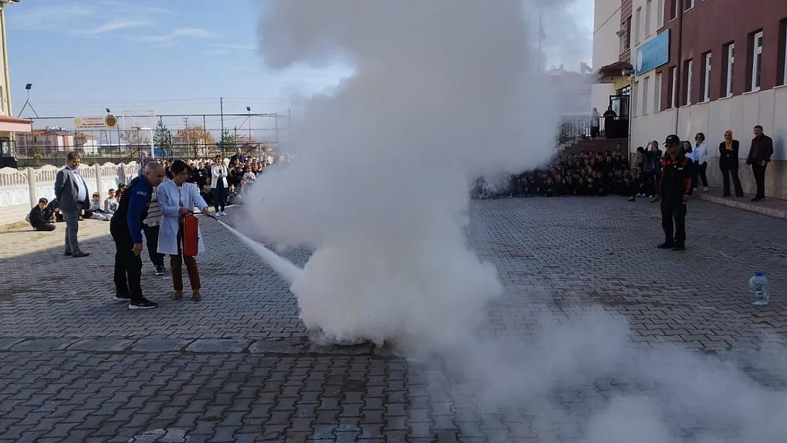 AFAD’dan Öğrencilere ‘Afet Farkındalık’ Eğitimi