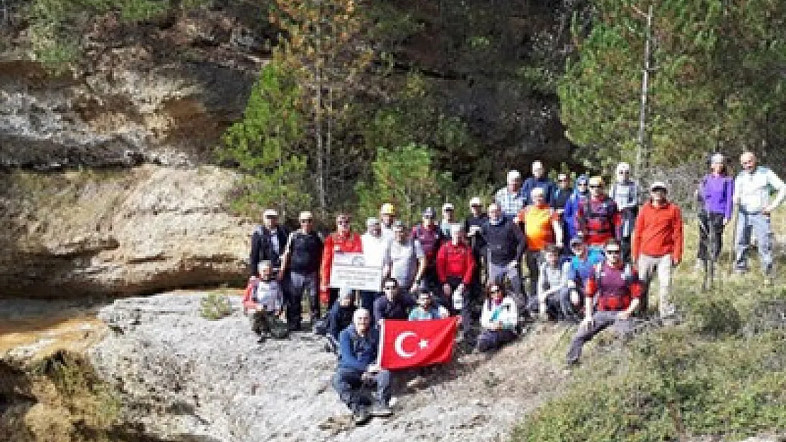 AFDOS üyeleri Suuçtuğu Şelalesi'nde – Kocatepe Gazetesi