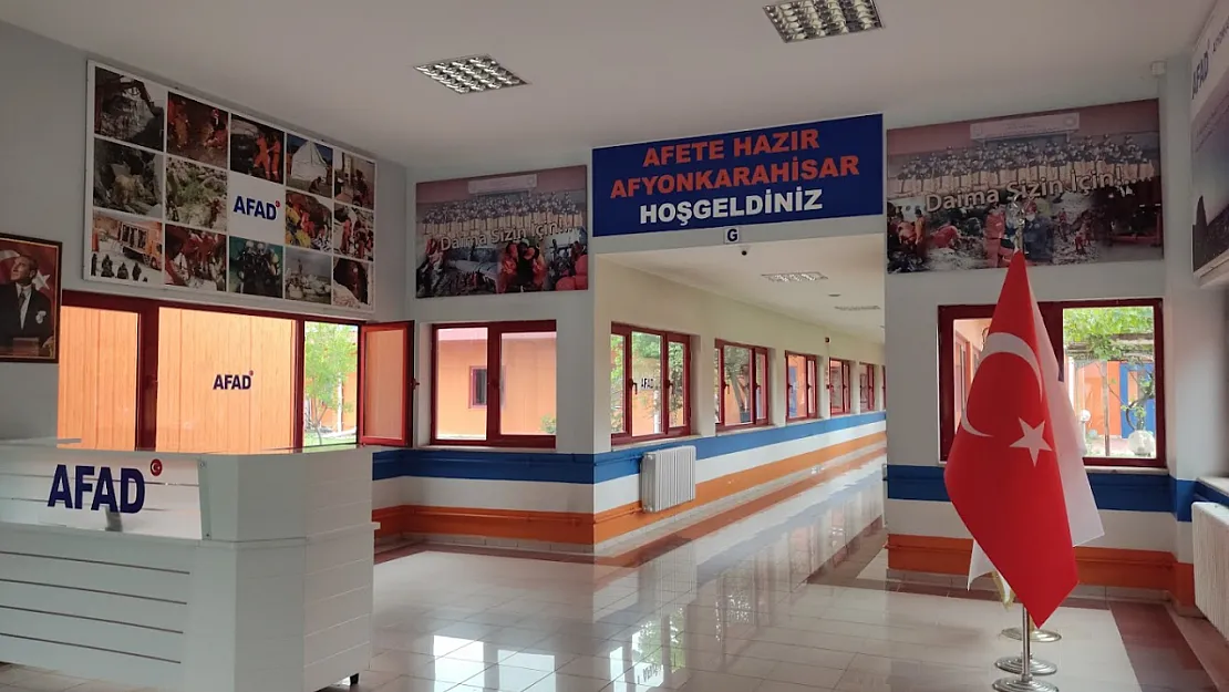 Afet Bilinci Derneği, afet eğitimi alıyor