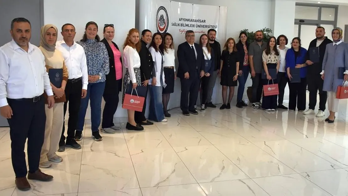 AFSÜ'de Öğrenci Toplulukları Ödüllendirildi