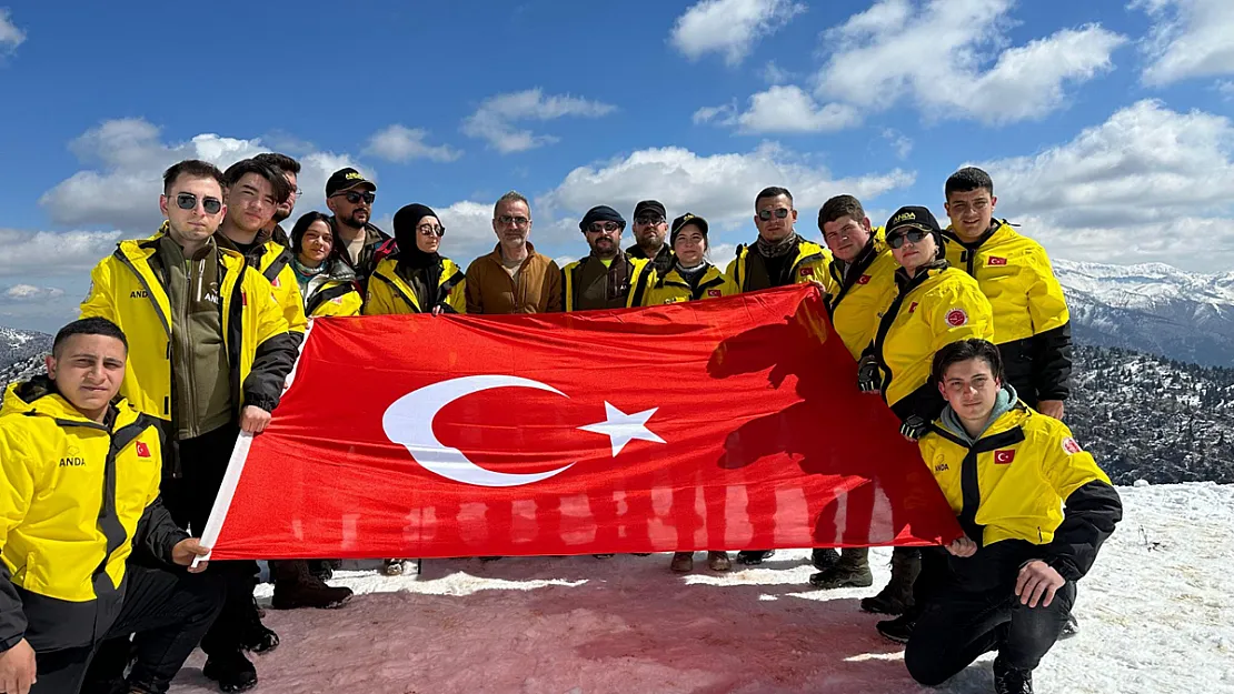 Afyon ANDA Ekibinden Yazıcıoğlu'na Vefa Tırmanışı