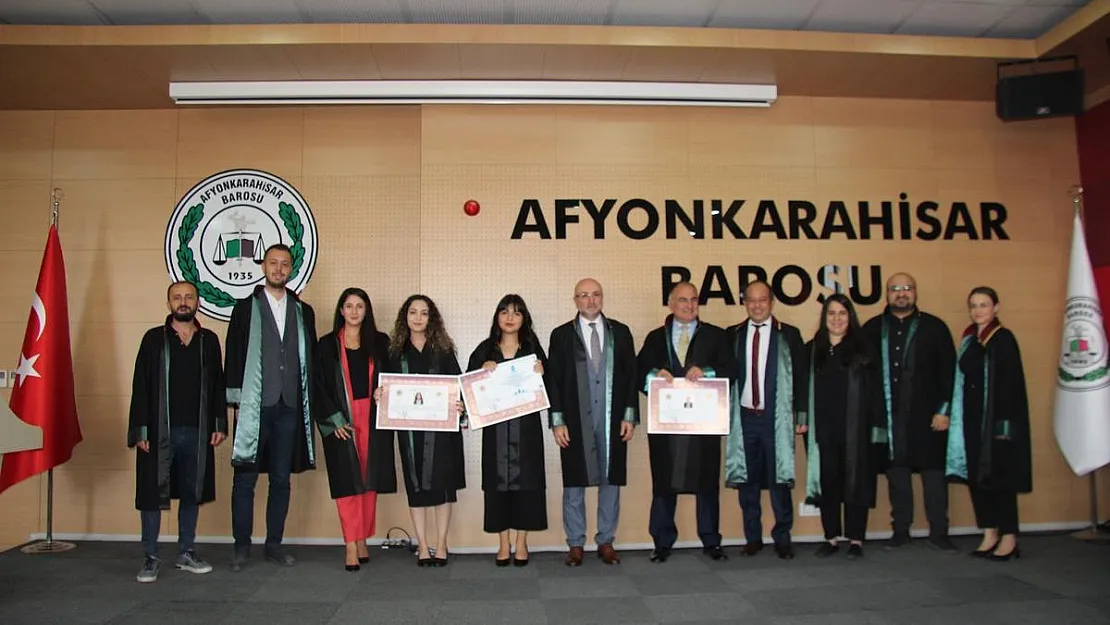 Afyon Barosuna 3 genç avukat daha katıldı