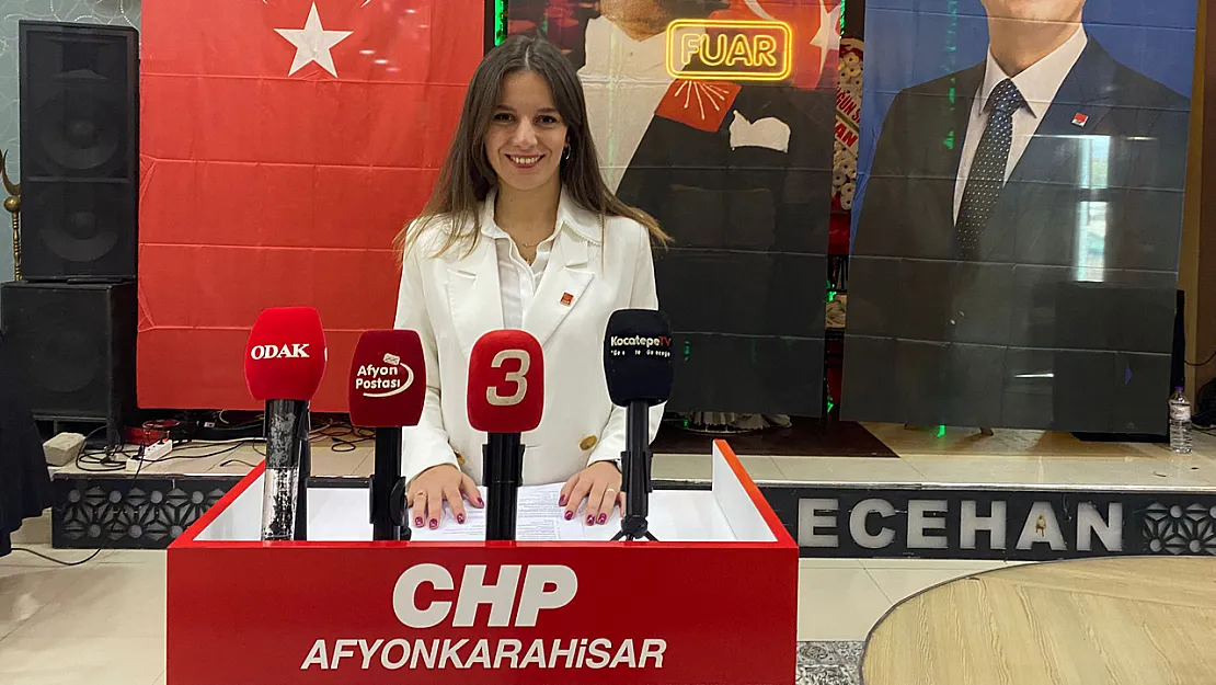 Afyon CHP'de İlçe Başkanlığına Sürpriz Karar: Adaylığını Geri Çekti!