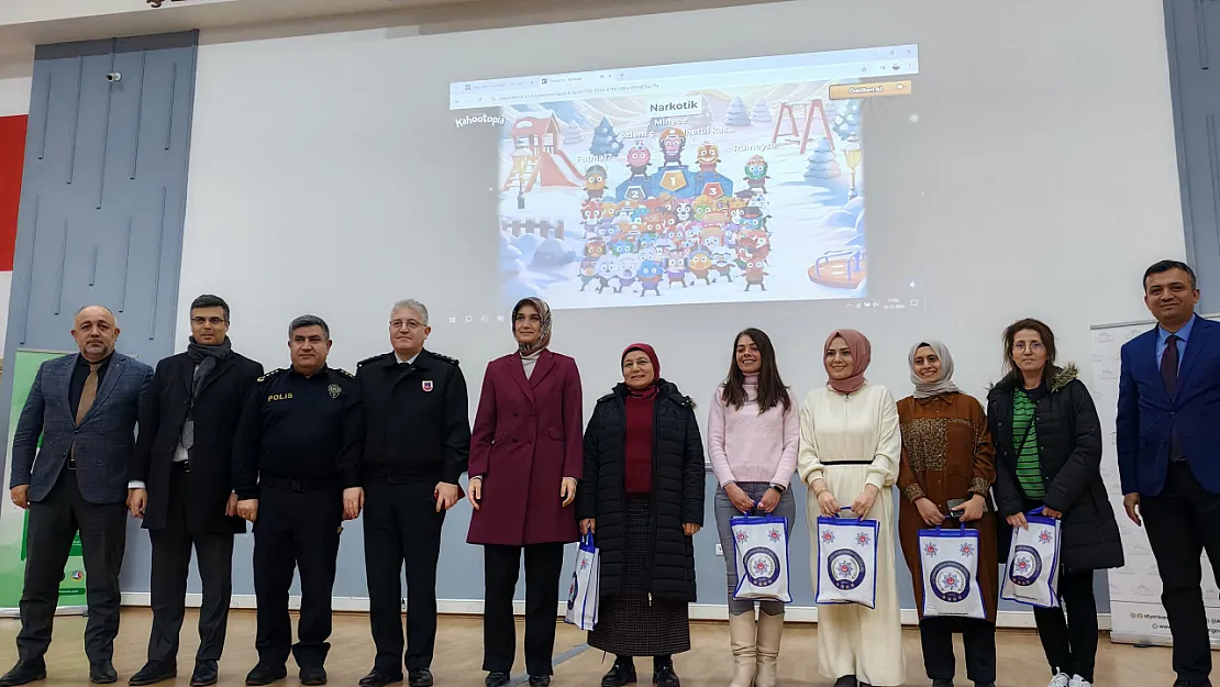 Afyon'da 4 Bin Kişi Uyuşturucu Hakkında Bilinçlendirildi