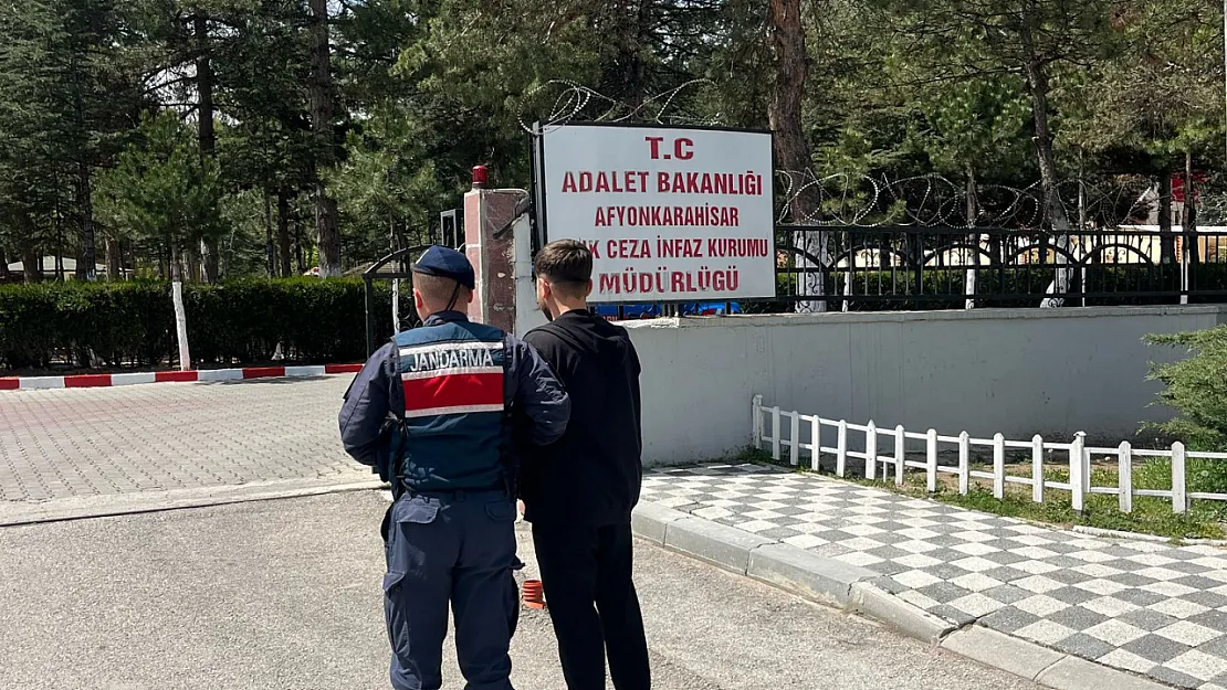 Afyon'da Arananlar Listesindeydi! 9 Yıllık Firar Sona Erdi!