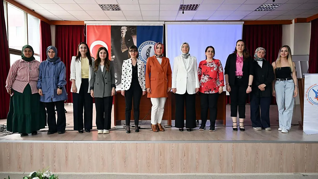 Afyon'da Cesur Panel: Kadınlar, Cinsellik ve Konuşulamayan Gerçekler!