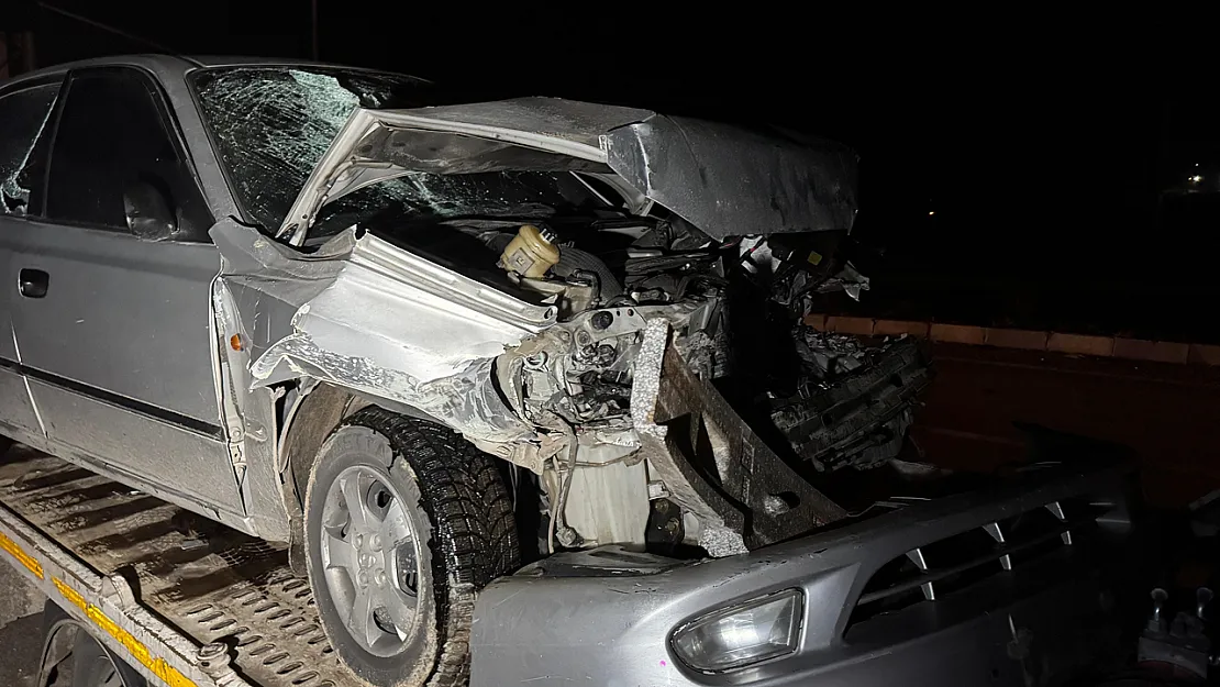 Afyon'da Feci Kaza: Çok Sayıda Yaralı Var