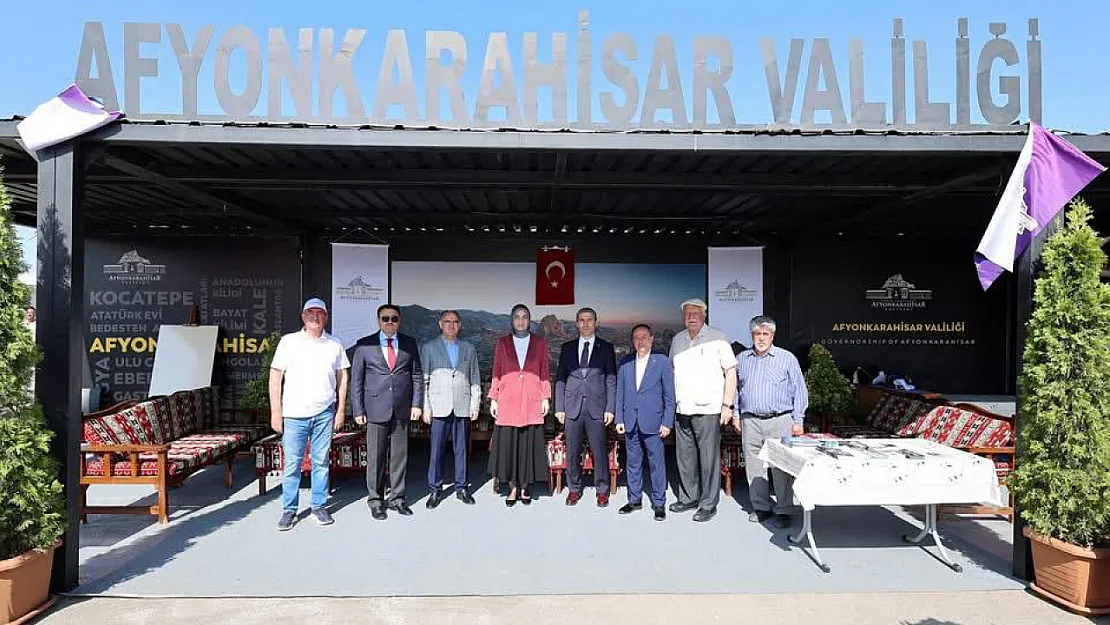 Afyon'da Mermer Fuarına Zirve Düzey Ziyaret