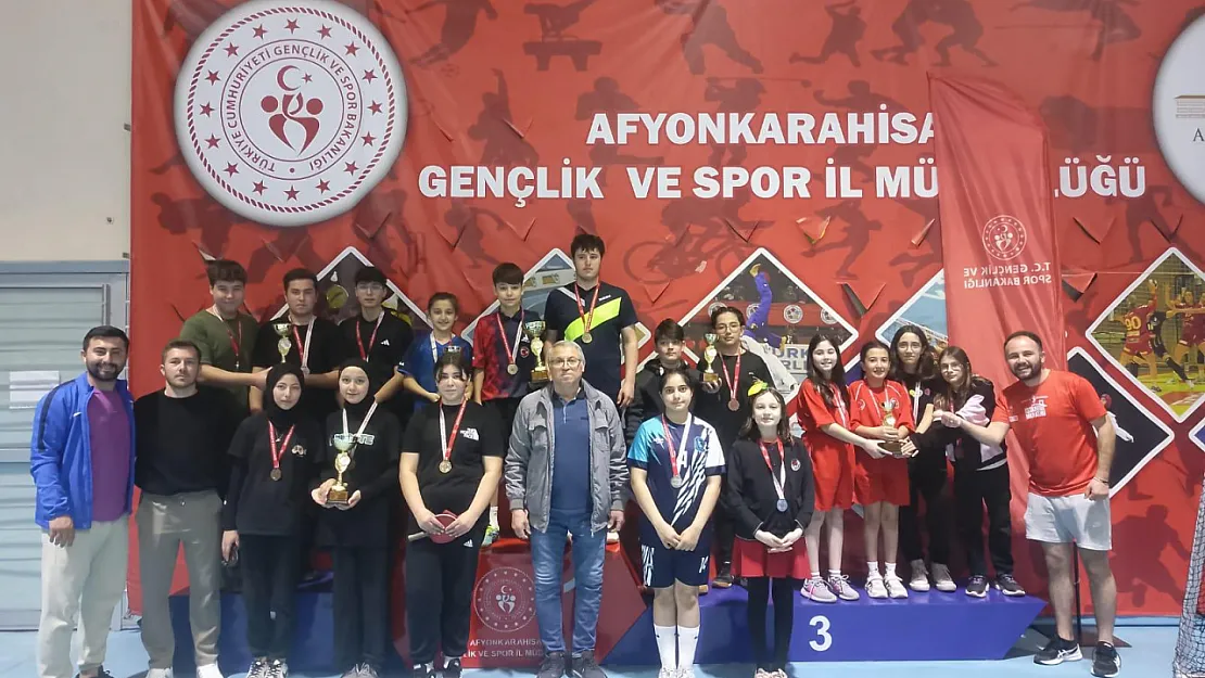 Afyon'da Nefes Kesen Turnuvada Şampiyonlar Belli Oldu!