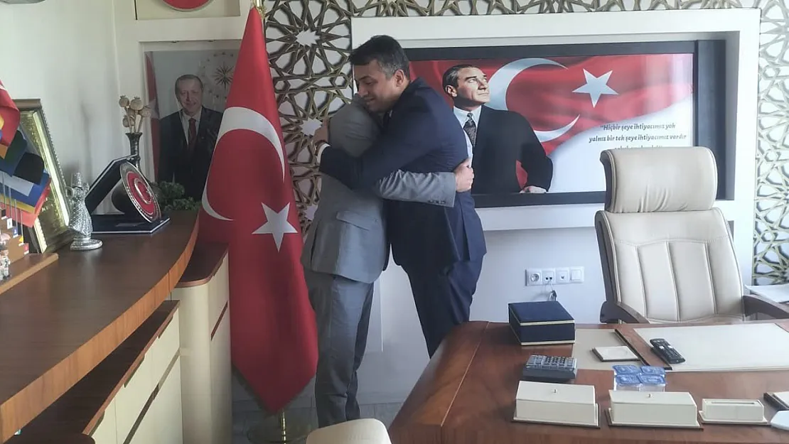 Afyon'da O Belde Borçsuz Hale Geldi: 5 Ayda 10 Yıllık Borç Ödendi