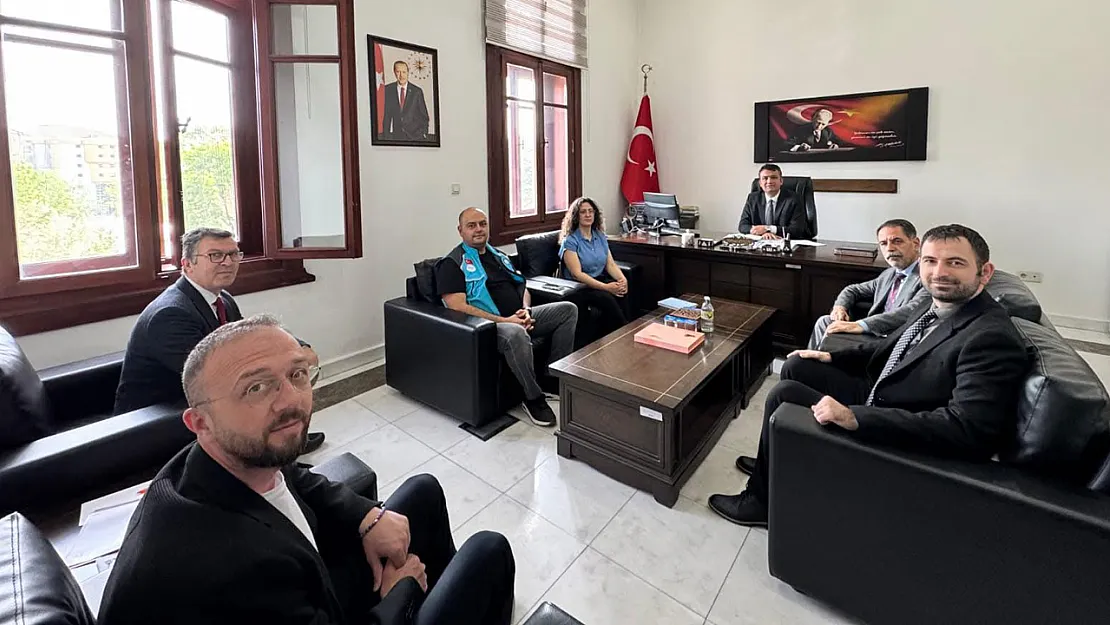 Afyon'da Okullarda Sağlık Seferberliği Başlıyor: Öğrencilere UMKE ve 112 Eğitimi Geliyor