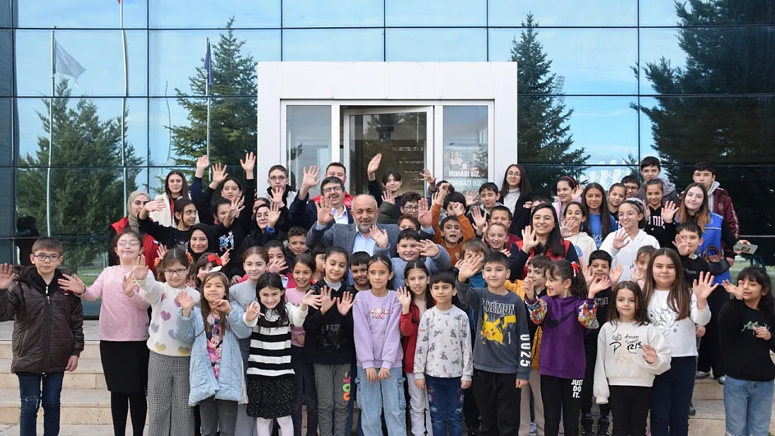 Afyon'da Yarıyıl Tatili Etkinliklerle Şenlendi