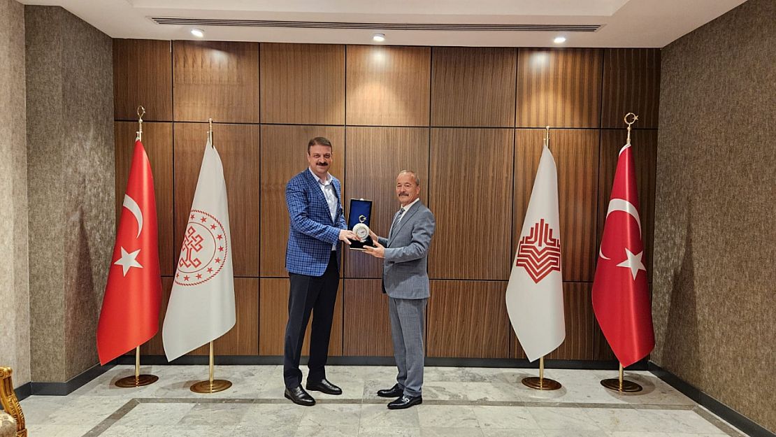 'Afyon'daki Tarihi Değerleri Ayağa Kaldırmak İçin Kararlıyız'