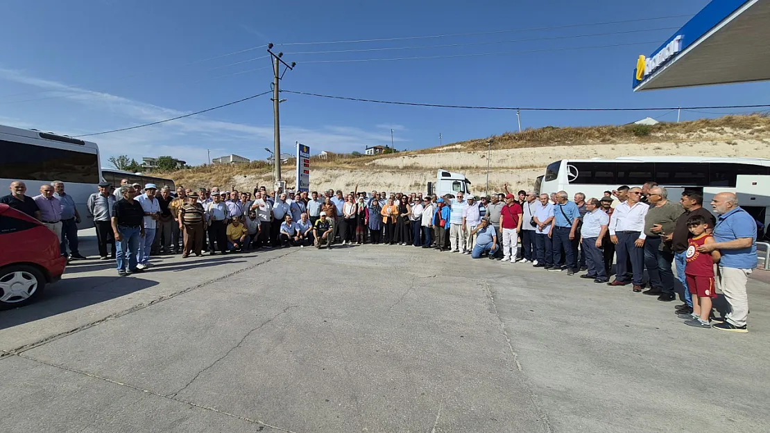 Afyon'dan Balıkesir'e 11 Otobüsle Gittiler