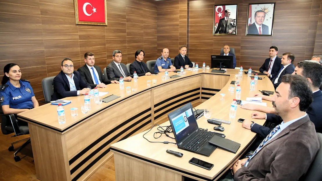 Afyon Emniyetinden Örnek Uygulama