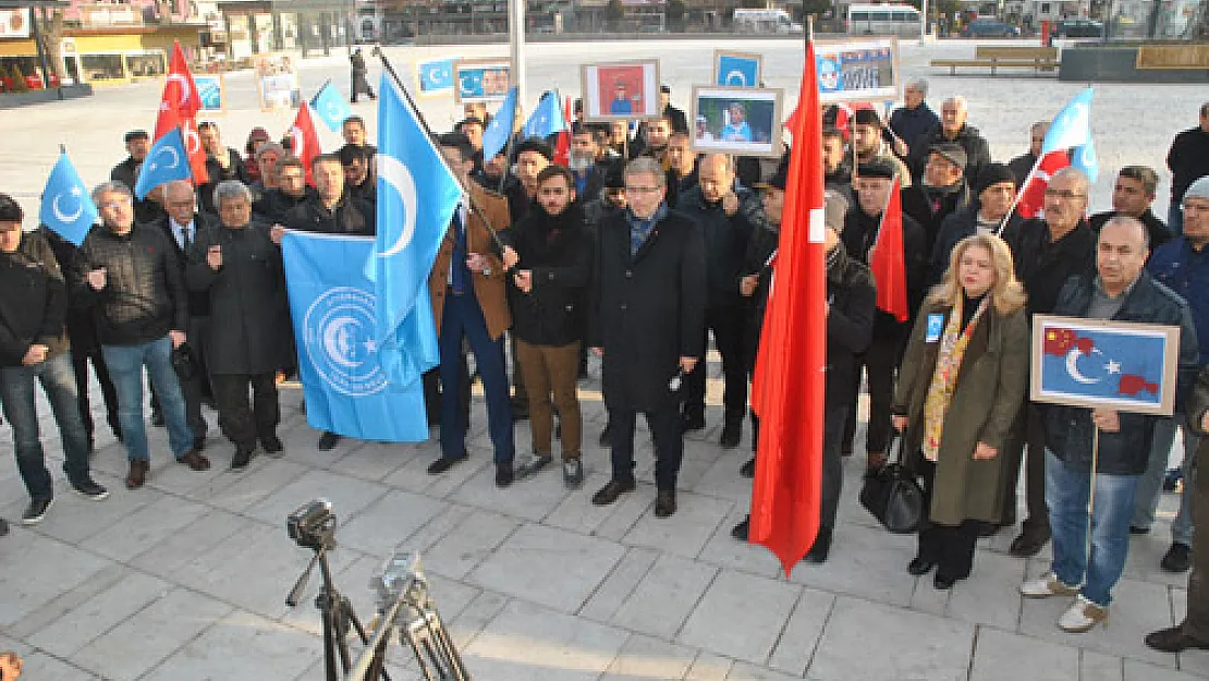 Afyon halkı Çin zulmüne tepki göstersin!