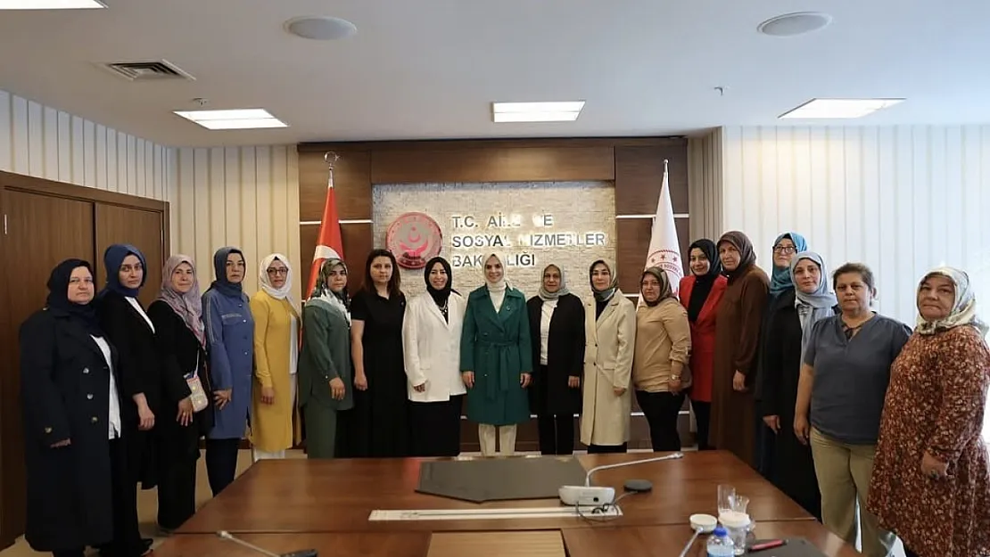 Afyon Kadın Kolları Bakanlıkta