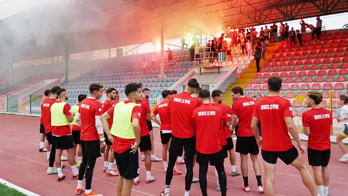 Afyonspor Maçından Sonra Isparta'da Ayrılık