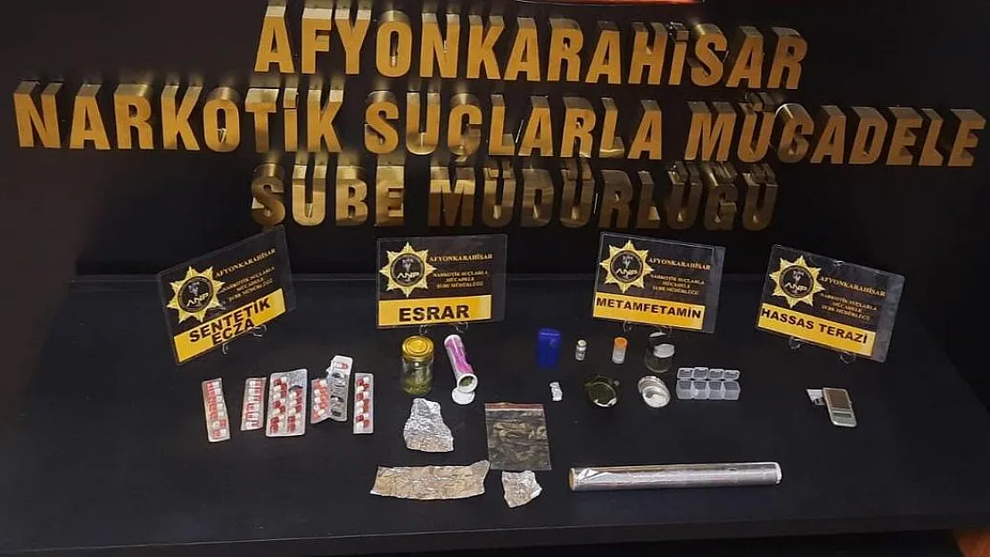 Afyon Polisi'nden sokak satıcılarına operasyon