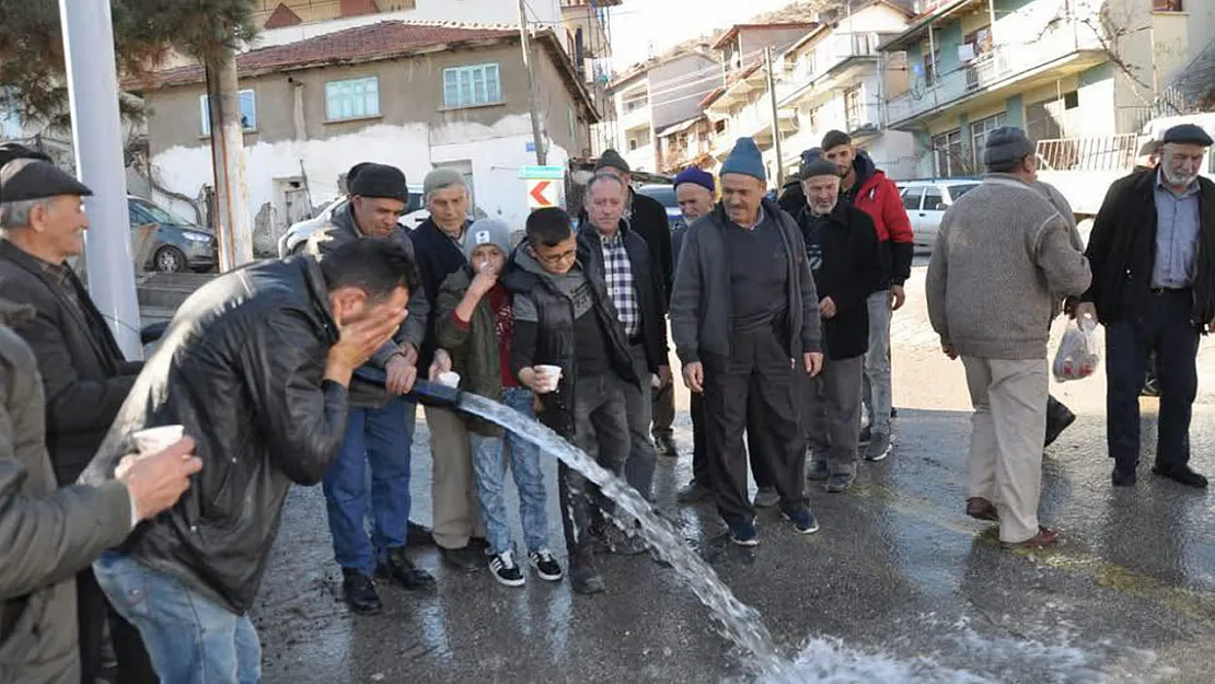 Afyon'un Beldesi'nden Afyon'a Su Nispeti