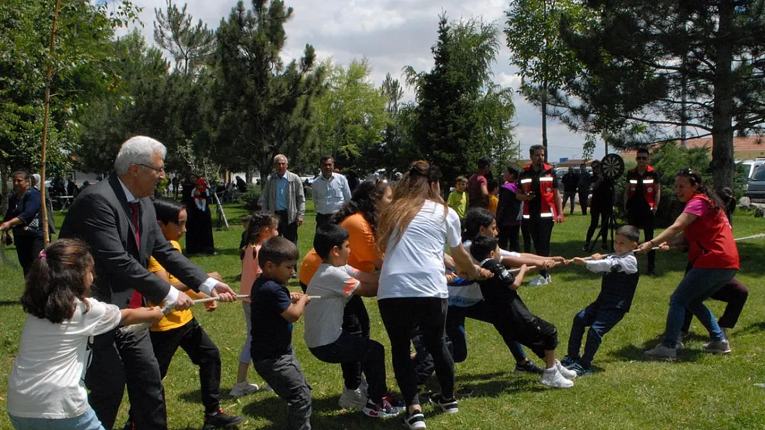 Afyon'da 124 koruyucu aile var