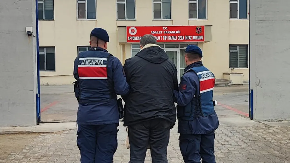 Afyon'da 6 Yıl 8 Ay Hapis Cezasıyla Aranan Şahıs Yakalandı