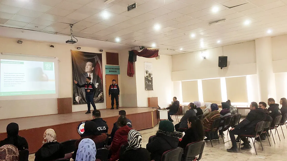 Afyon'da Annelere Uyuşturucu İle Mücadele Eğitimi Verildi