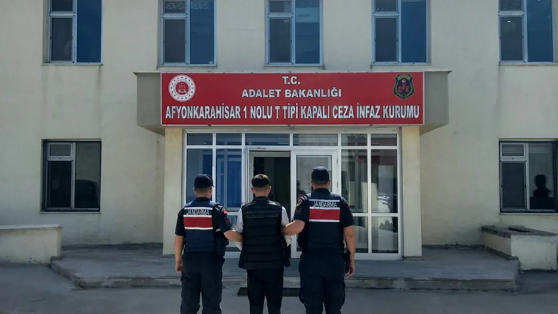 Afyon'da Çeşitli Suçlardan Hapis Cezası İle Aranan 2 Şahsı Jandarma Yakaladı