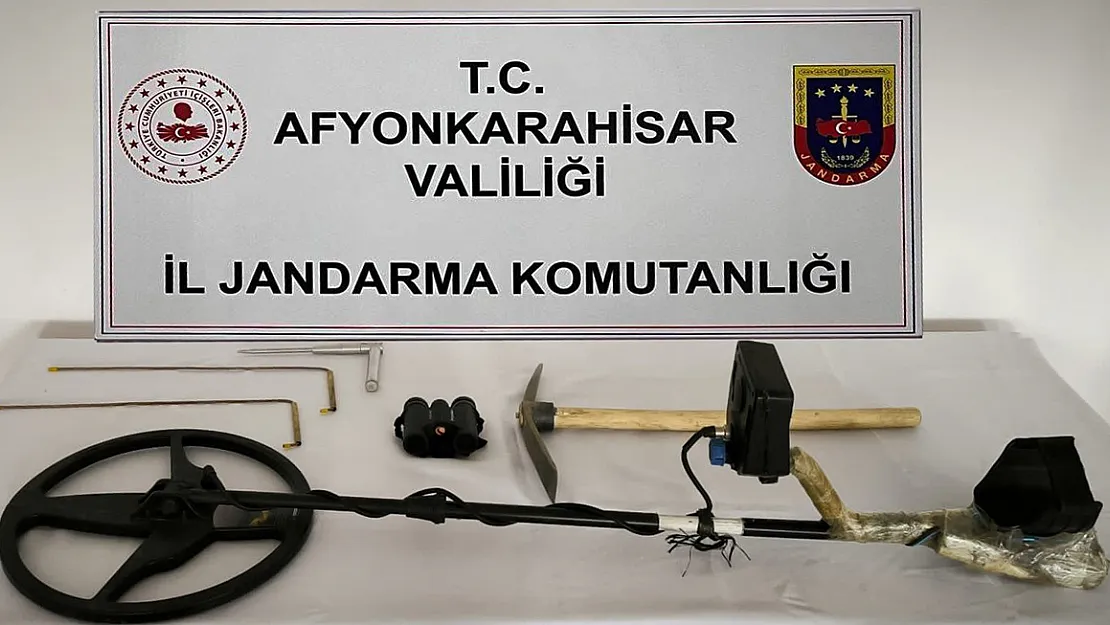 Afyon'da Define Avcıları Suçüstü Yakalandı