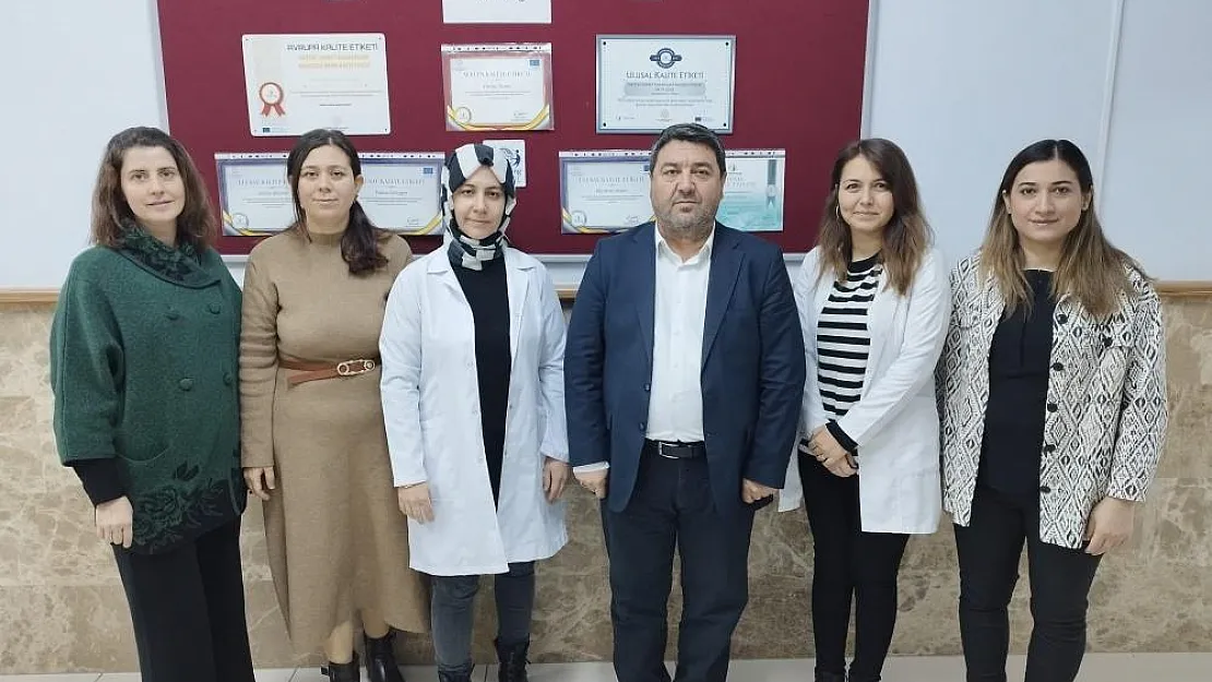 Afyon'da Dört Okul “Etwinning Okulu” Etiketi Almaya Hak Kazandı