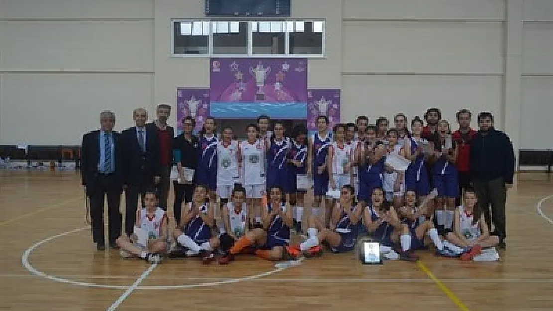 Afyon'daki gruplarda Antalya Akademi şampiyon