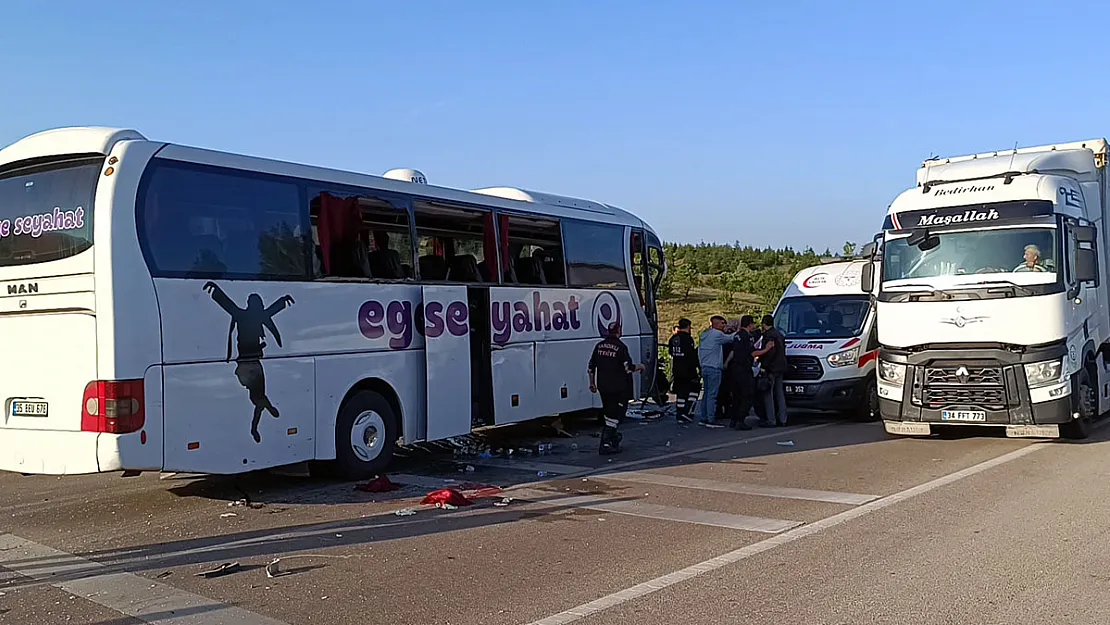 Afyon’daki Otobüs Kazasında Flaş Gelişme: 1 Ölü, 16 Yaralı