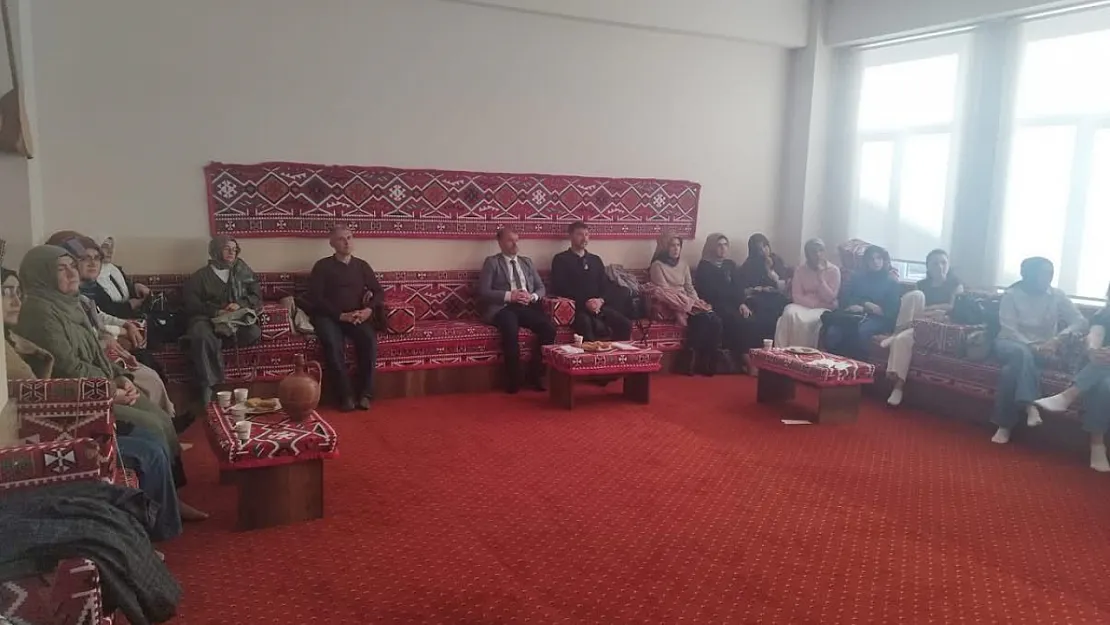 Afyonkarahisar'da Felsefe Rüzgarı