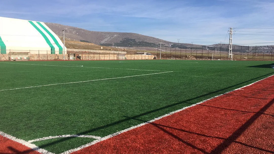 Afyonkarahisar'da Futbol'a Soğuk Hava Engeli!