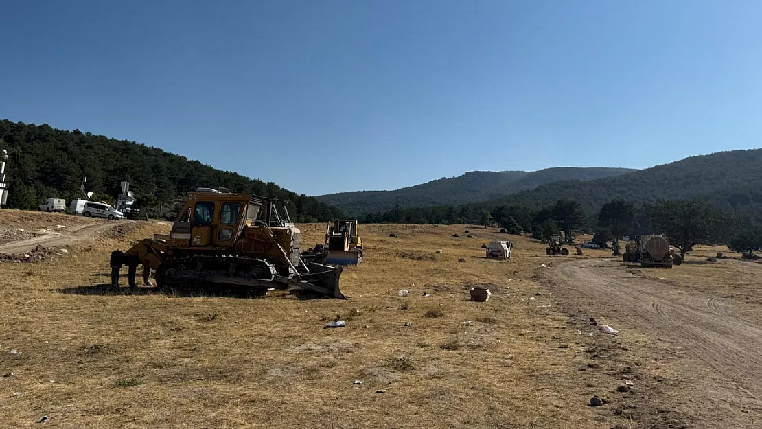 Afyonkarahisar'da Orman Yangını Kontrol Altına Alındı