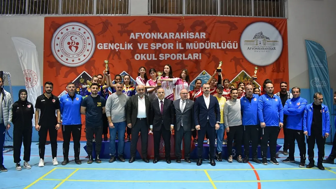 'Afyonkarahisar'da Sporu Ve Gençlerimizi Her Zaman Destekliyoruz'