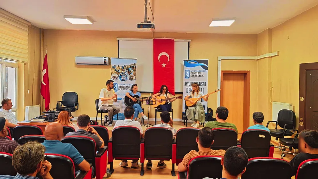 Afyonkarahisar Denetimli Serbestlikte Türküler Yankılandı