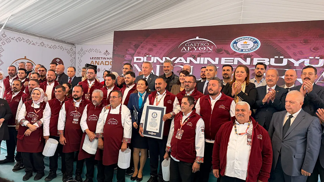 Afyonkarahisar Guinness Rekorlar Kitabı'na Girdi!