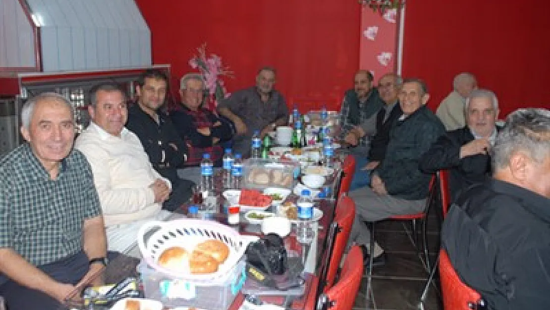 Afyonkarahisar Masterleri iftar yemeğinde buluştu