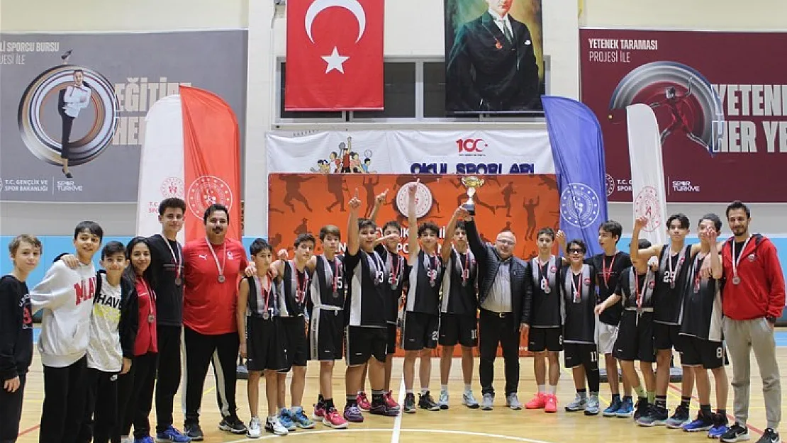 Afyonkarahisar'da U-14 Basketbol Ligi Tamamlandı