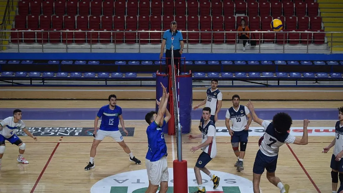 Afyonkarahisar'da Voleybol Genç Erkekler Play Off müsabakaları sona erdi