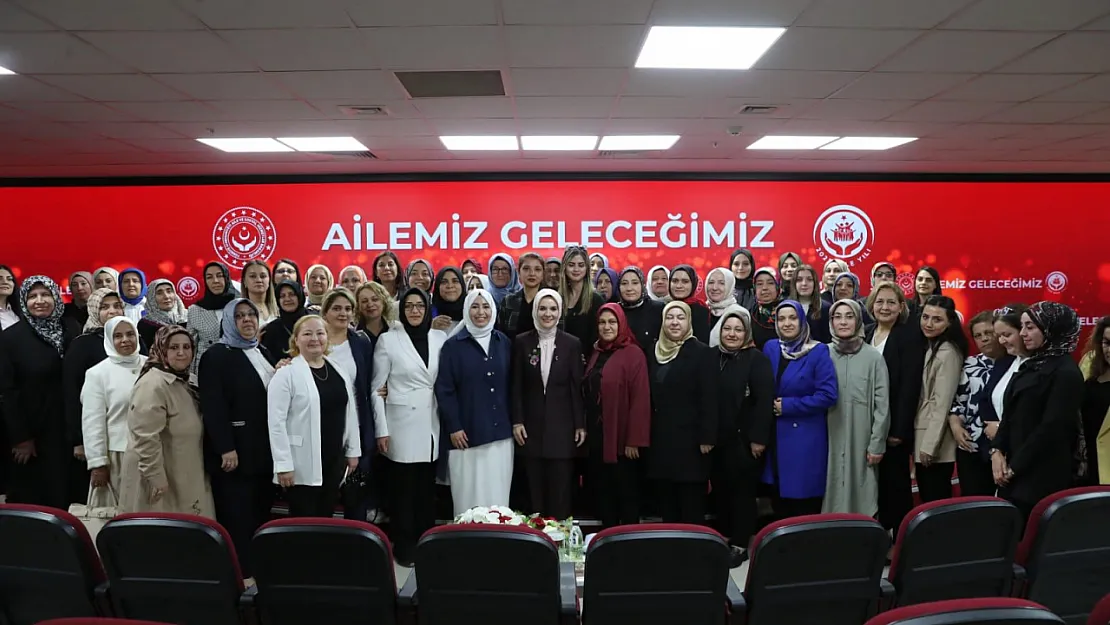Afyonlu Bakan'dan AK Kadınlara Tam Destek